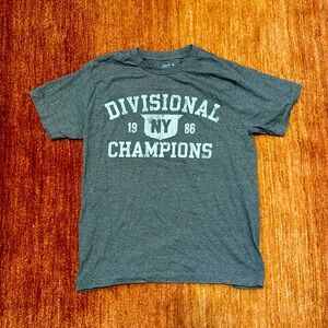 Old Navy New York graphic t-shirt